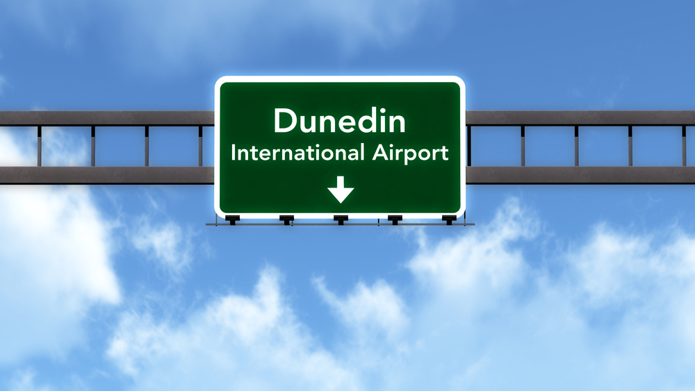 New Zealand Airport Limits Hugs to Three Minutes