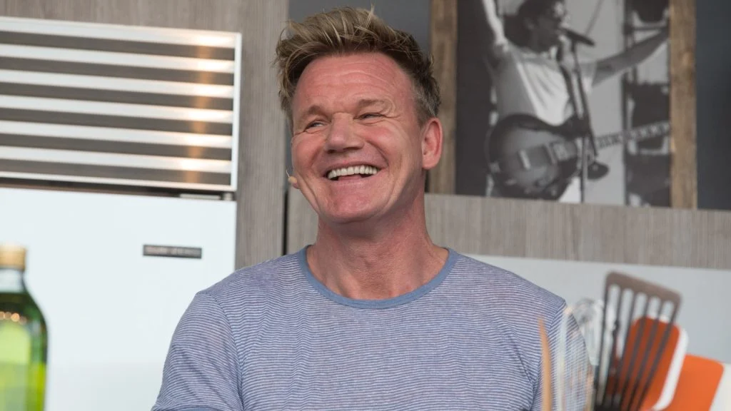 Diners Steal 500 Cats from Gordon Ramsay