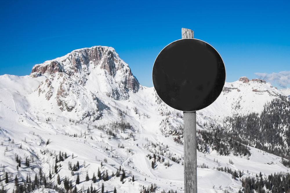 Tragic Skiing Accident in the Alps: 8-Year-Old Boy Dies After Fall on Black Run