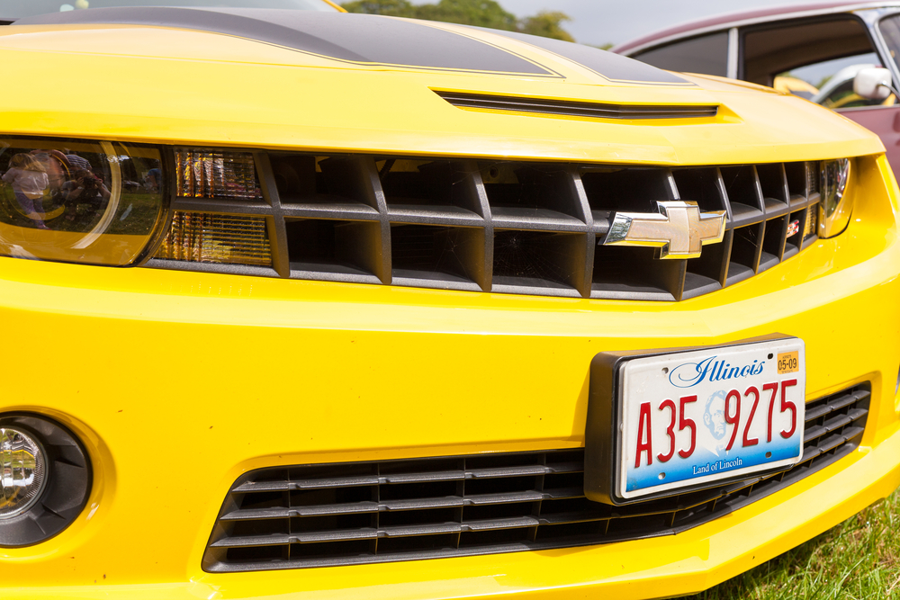 Illinois Urges Drivers to Keep Custom License Plates Respectful