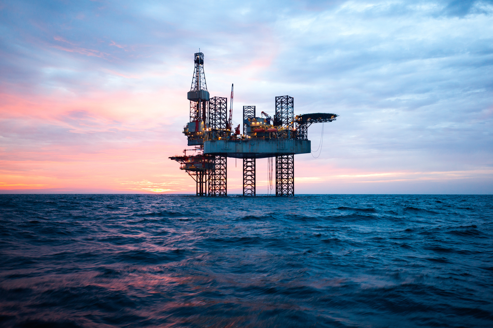 Oil Prices Dip as US Stocks Soar