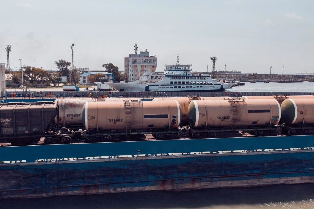 Ukrainian Navy Destroys Russian Military Ferry Supplying Crimea