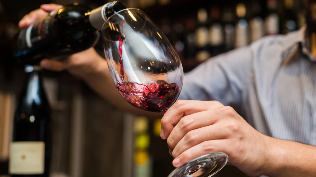 Could Finger Length Reveal Drinking Habits? New Study Suggests It Might