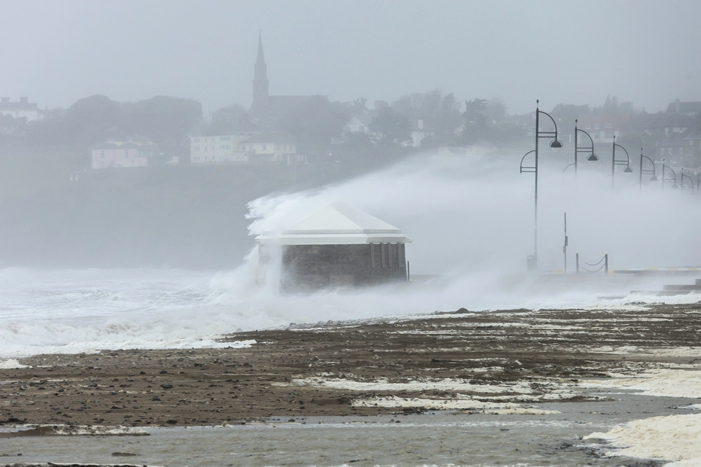500,000 Homes Left Without Power in Ireland After Storm Eowyn