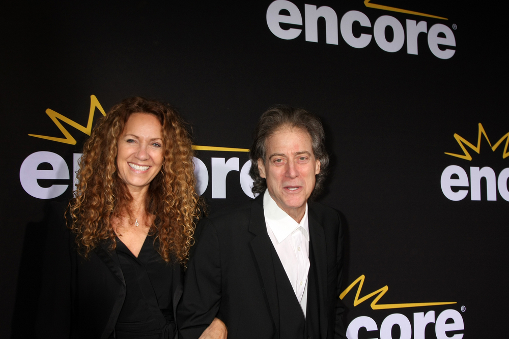 Curb Your Enthusiasm Star Richard Lewis Dies at 76