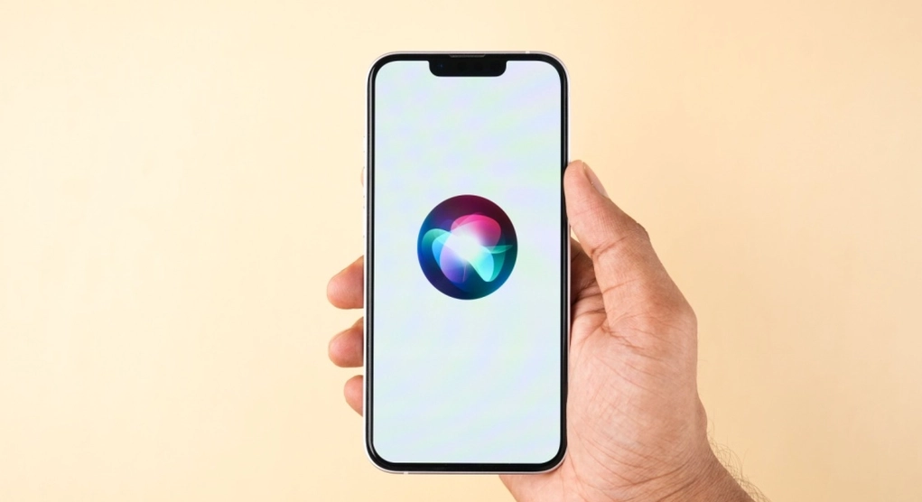 Apple to Drastically Revamp Siri to Catch Up With Competitors