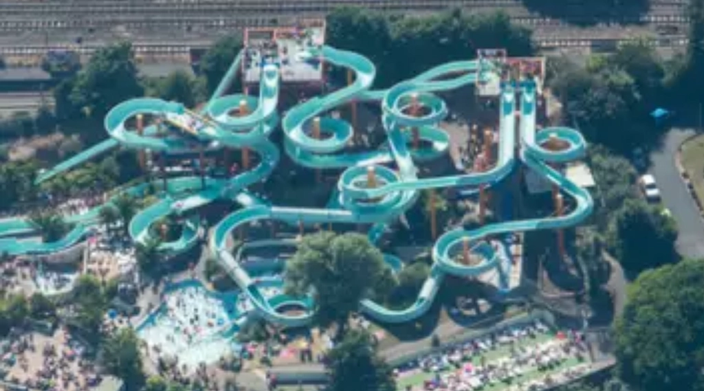Tragic incident at UK’s largest outdoor water park leads to man’s death
