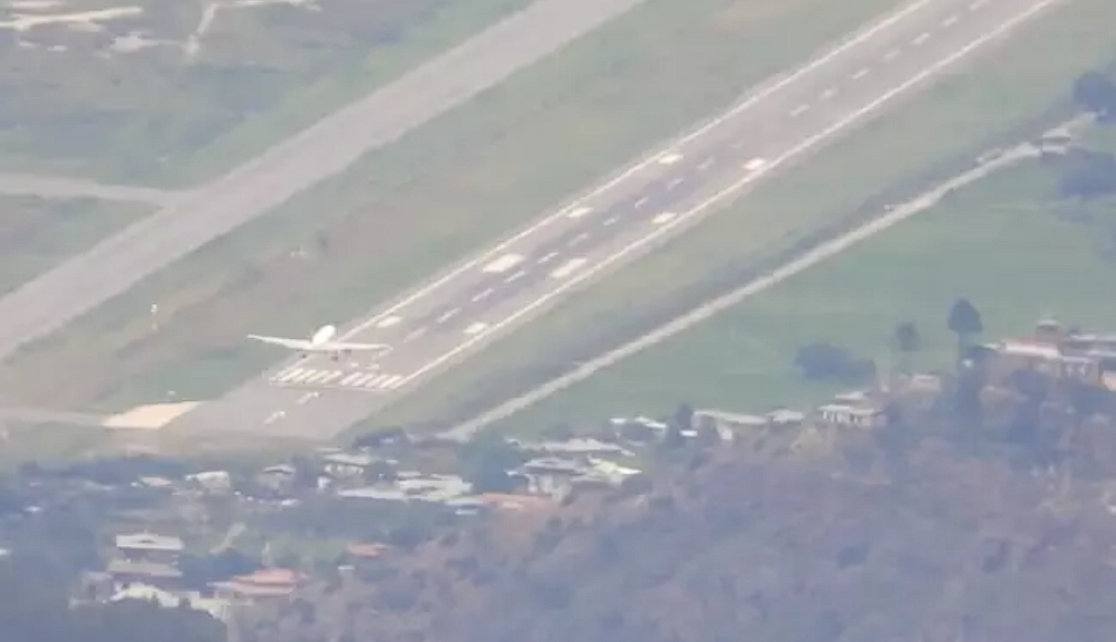 Only 24 pilots can land at the world’s most challenging airport