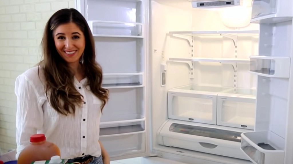 Expert warns: Why you shouldn’t store your milk in the fridge door