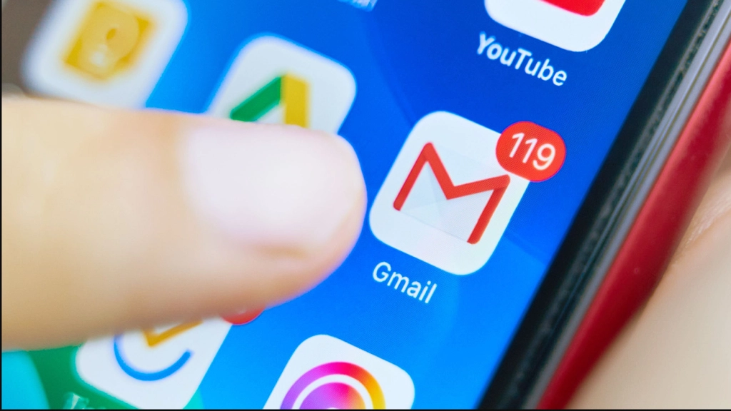 Important: Google alerts about new fees – check your email