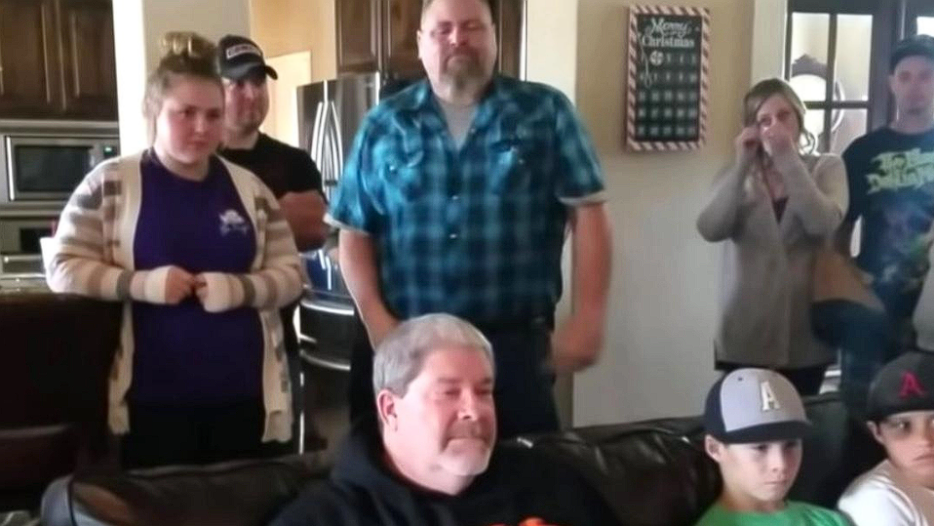 Man watches touching video on his 60th birthday, gets shocked when he sees who’s behind him