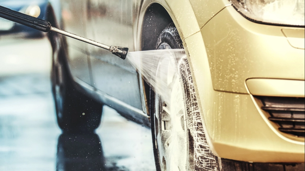 Mechanic warns: Never wash this part of your car