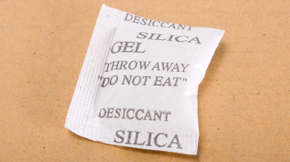 9 good reasons to always keep these small bags