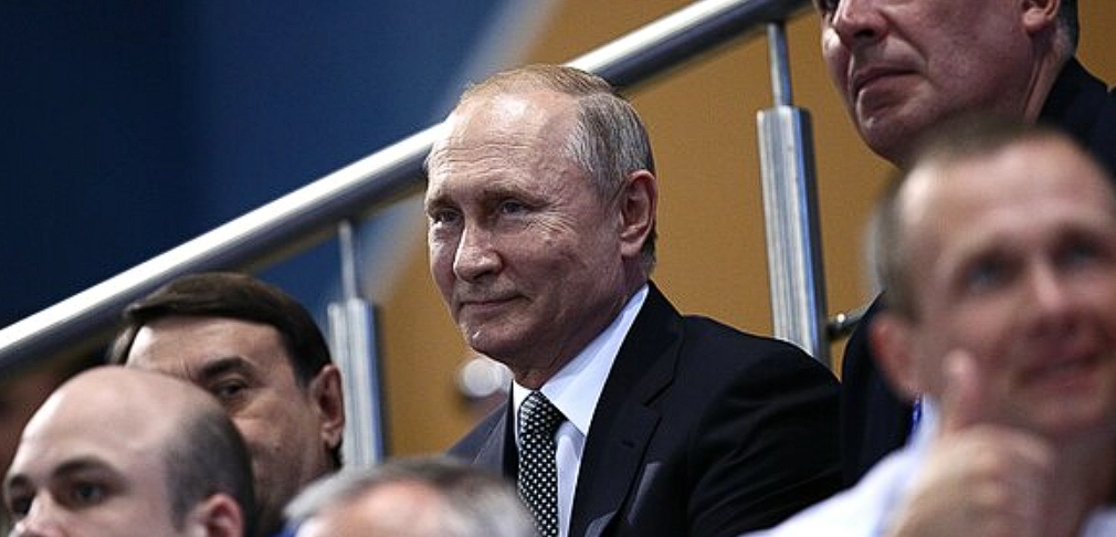 Putin Celebrates Return of Freed Russians: Congratulated on Return to Motherland