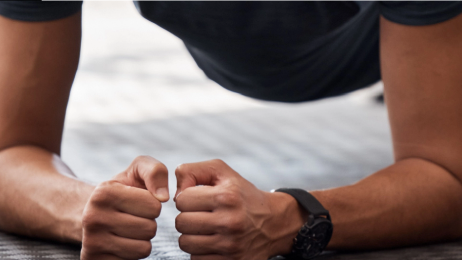 He did the plank every day for a week: Here’s the result