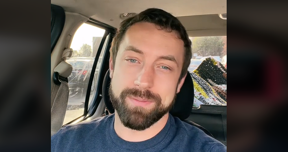 “Dad forgot to say ‘I Love You’ to his son: What happens next Is a real tearjerker