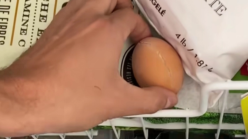 Freeze an egg before frying it: Your kids will love this