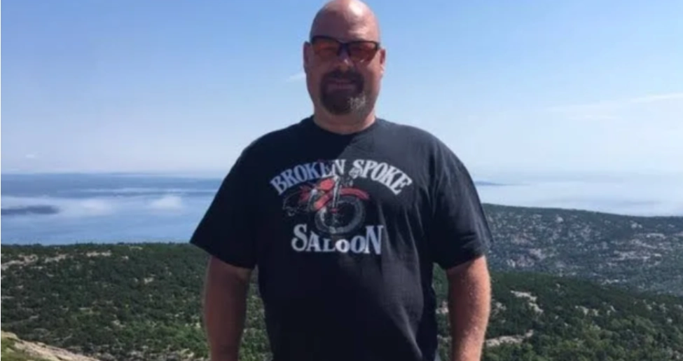 Barman died while trying to save people from Maine mass shooter