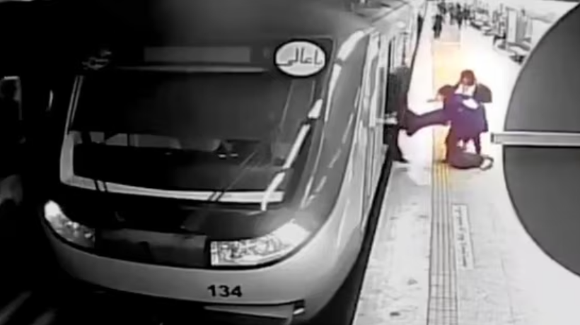 16-year-old Iranian teen who encountered ‘morality police’ dies.