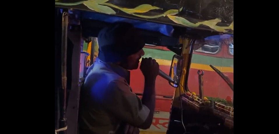 Driver stuck in traffic starts to sing karaoke: Video goes viral