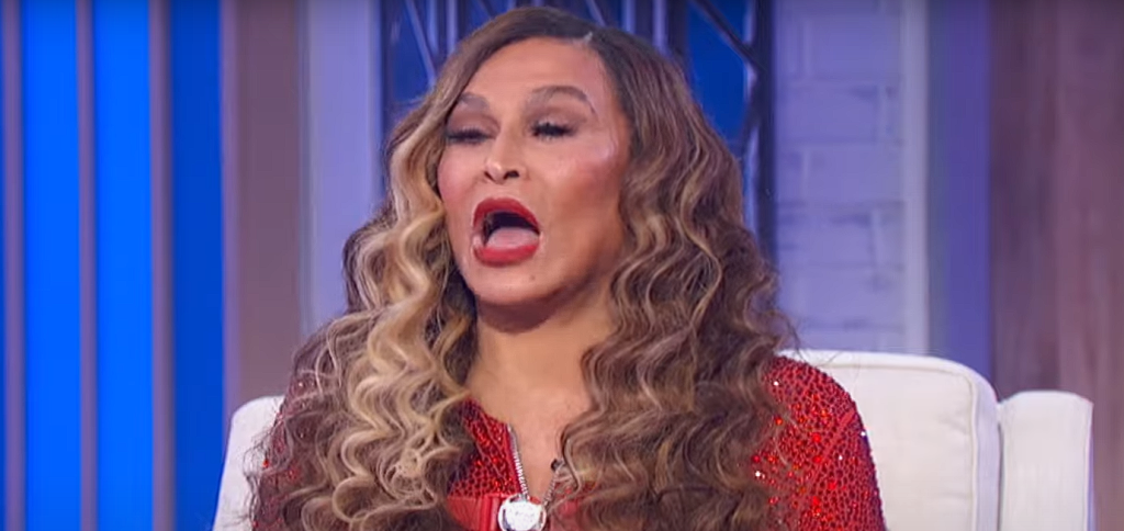 Beyoncé’s mom opens up about her daughter’s behavior in candid Interview