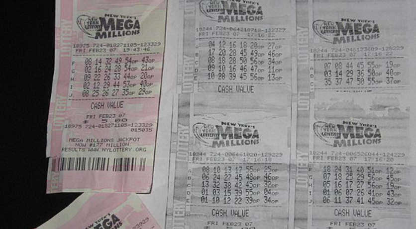 $1.35 Billion Lottery Winner Files Lawsuit Against Child’s Mother for Breaching Confidentiality