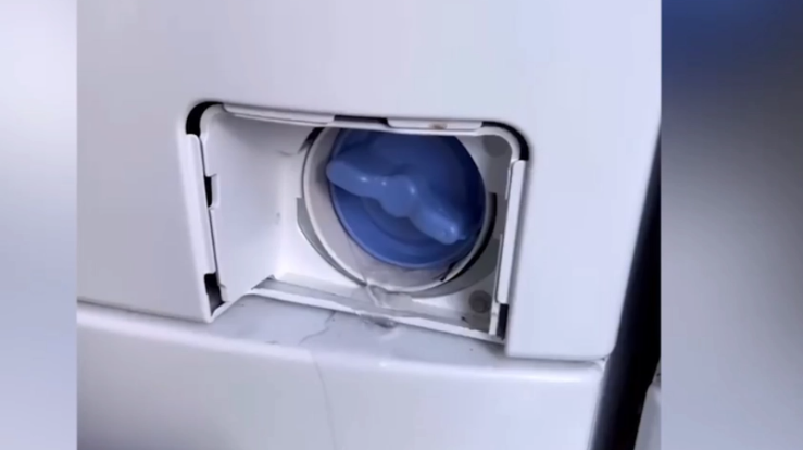 Don’t ever forget to clean this filter: It could ruin your washing machine
