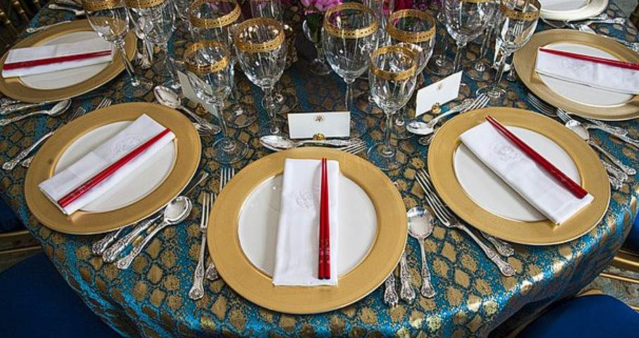 Very few people actually know this: Why we place the fork on the left and the knife on the right