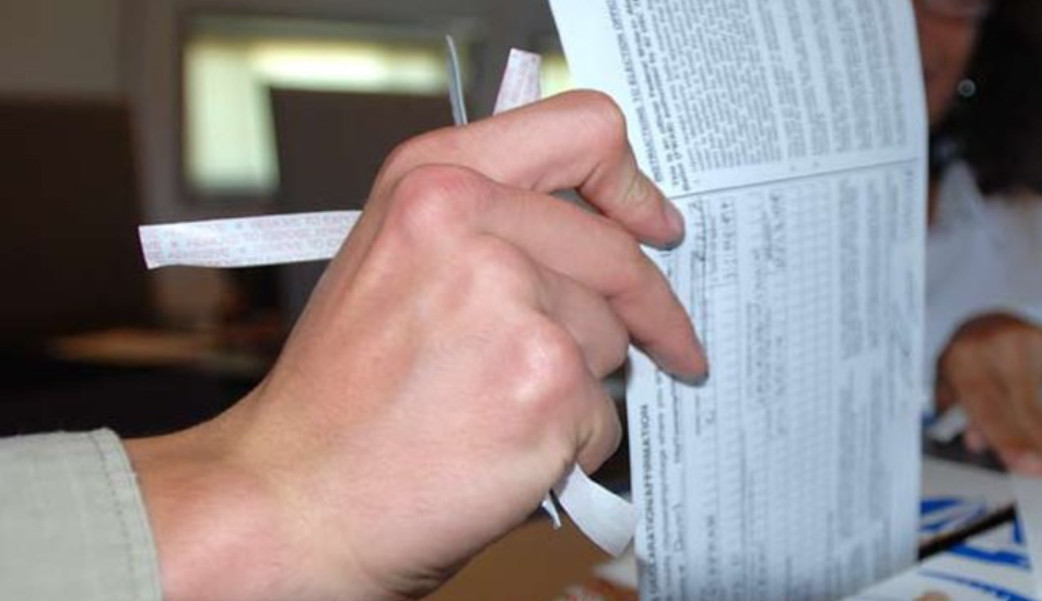 New Harvard Caps / Harris Poll Reveals: U.S. Voter Preferences on Israel and Ukraine Support