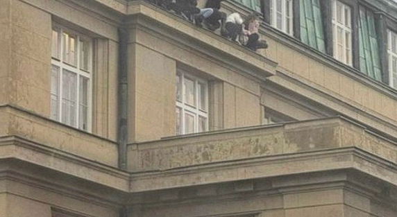 New Details Emerge in Prague Shooting: The Shooter Had Planted a Bomb