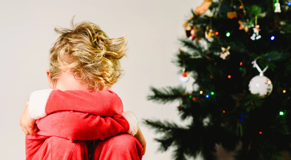 4-Year-Old Peter Excitedly Opens His Christmas Gift: What Was Inside Ruined His Christmas