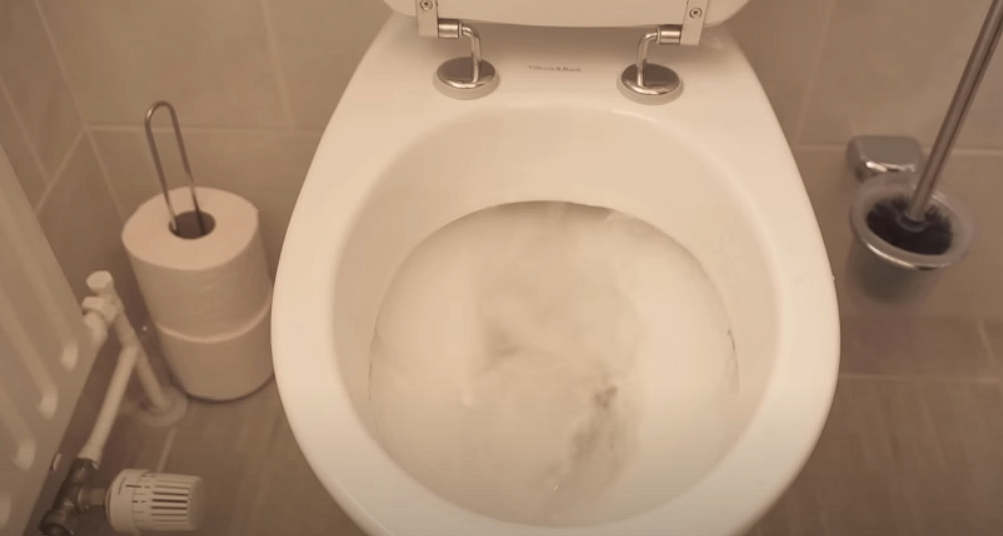 Descaling Toilets: 5 Infallible Methods to Whiten Your WC