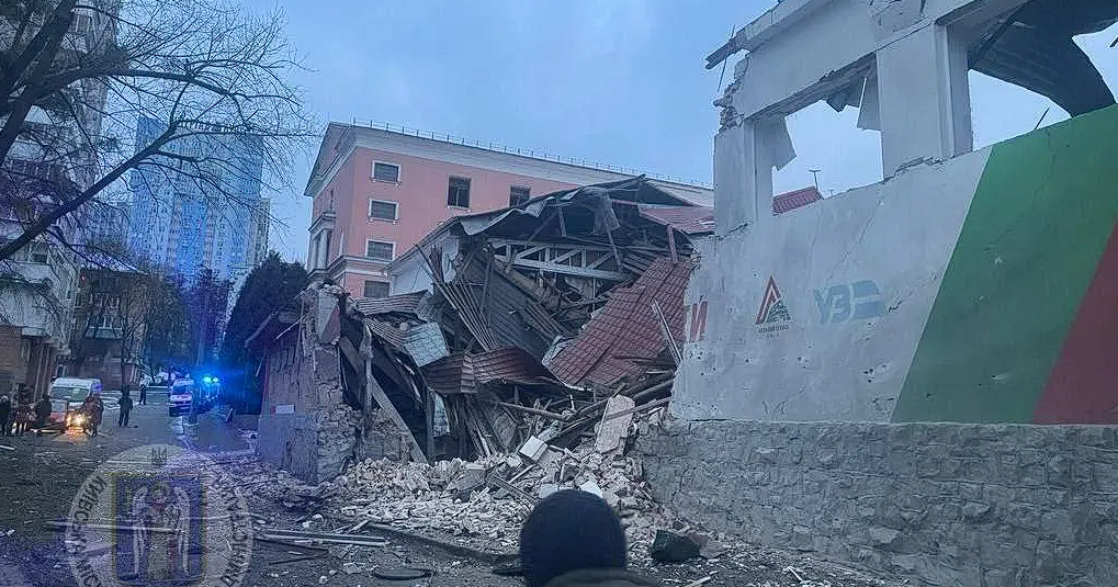 Russia Launches New Strikes on Ukraine Despite Trump-Putin Truce Agreement