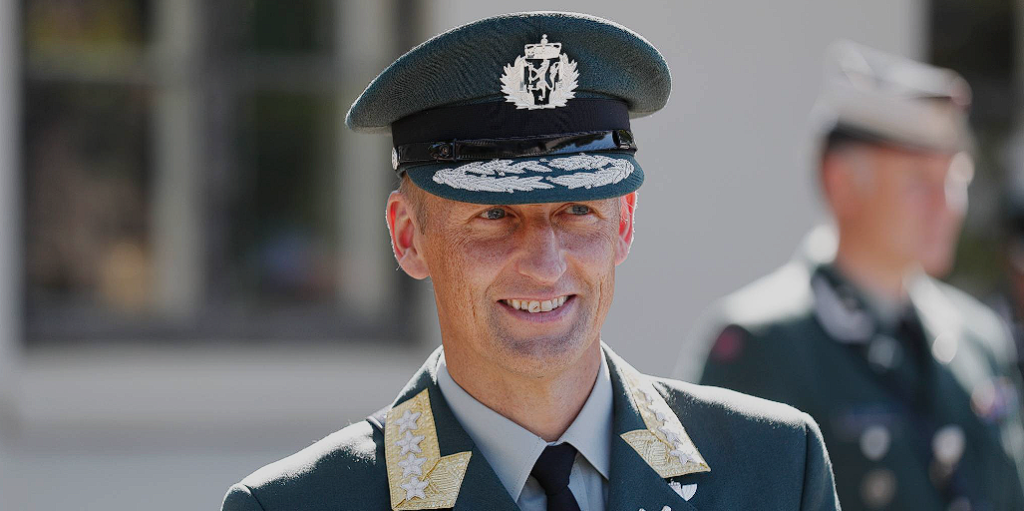Urgent Call for Defense Upgrade by Norwegian Army Chief in Face of Russian Menace