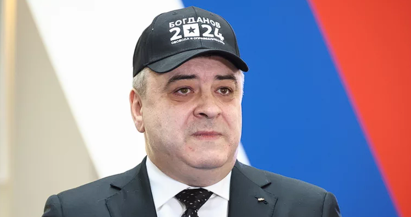 Withdraws from Presidential Race: Putin Faces One Less Competitor
