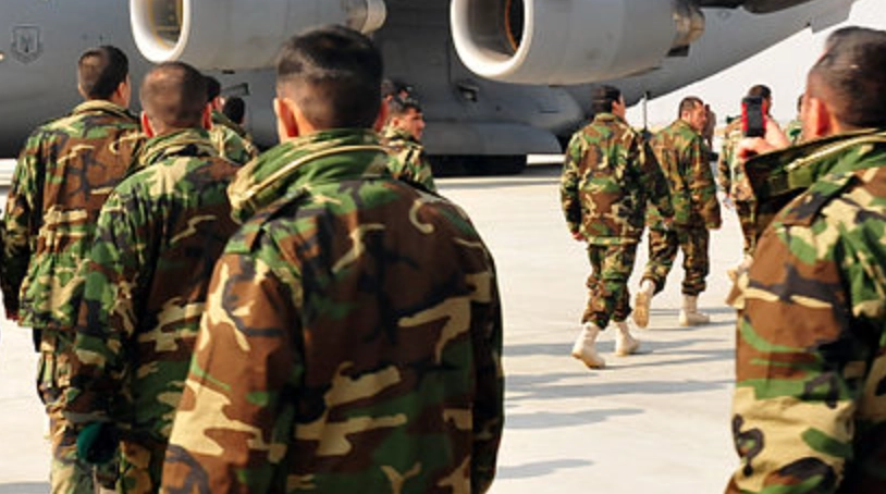 U.S. Launches Airstrikes on Iran-Linked Targets in Iraq and Syria Following Attack in Jordan