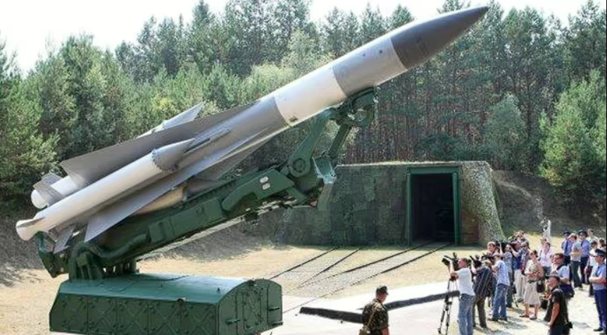Ukraine’s Defense Forces Down Russian A-50 Aircraft Using Soviet-Era S-200 System