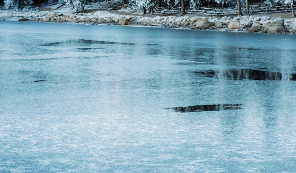 Norwegian Researchers Explore Frozen Lake in Search of UFO Spotted 77 Years Ago