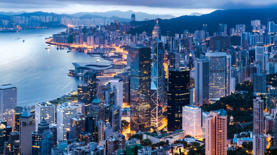 China Sets Ambitious Growth Target, Deemed Achievable by Experts