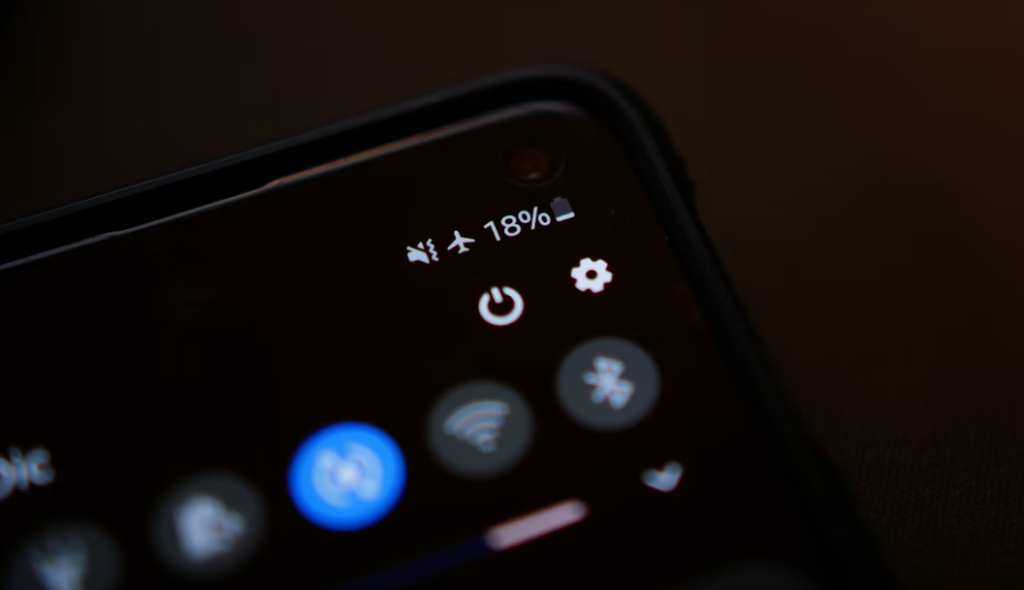 3 Popular Apps That Drain Your Phone’s Battery