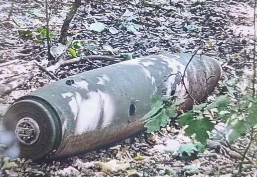 Soldiers Find Unexploded American Bomb in Russian Forest