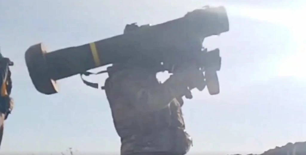 Javelin Missiles Dominate as Russian T-72B3 Tanks Stand No Chance