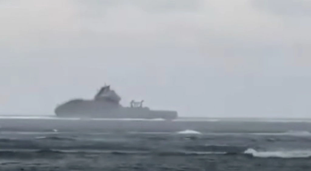 VIDEO: New Zealand Navy Ship Worth 63 Million Dollars Capsizes and Sinks