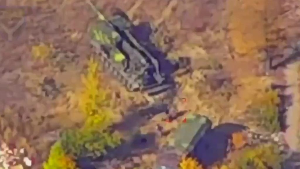 VIDEO: Ukrainian Forces Obliterate Russian 2S7 Pion