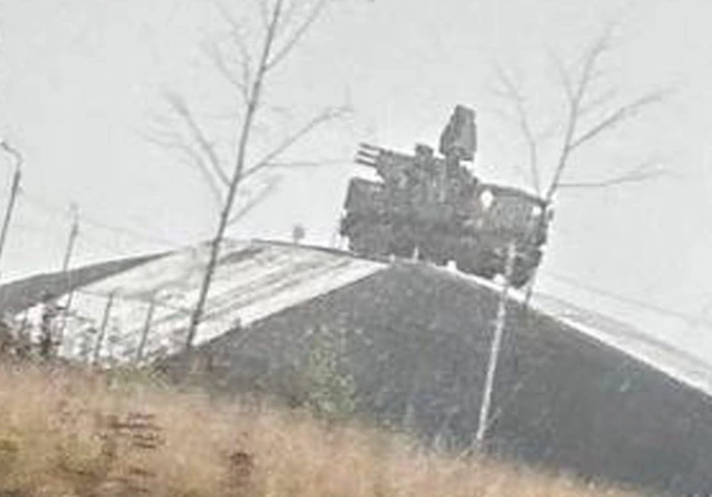 Ukrainian Infiltration Reveals Hidden Russian Air Defenses Outside Moscow