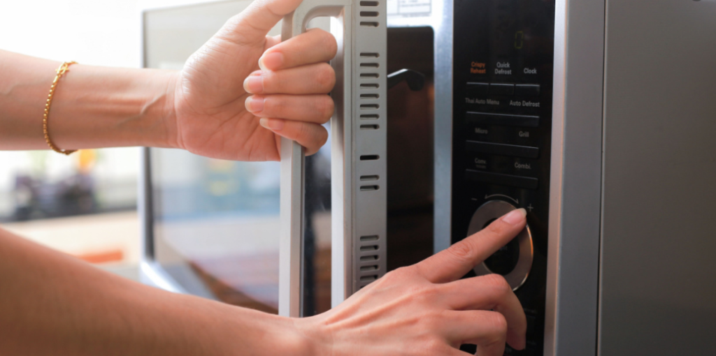 Microwave No-Go: Foods That Shouldn’t Be Reheated