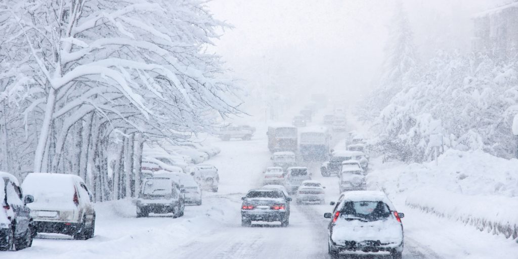 Holiday Blizzard Alert: Severe Weather to Disrupt Travel in Central US