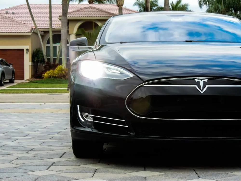 Researcher Proposes a New Button for All Electric Cars
