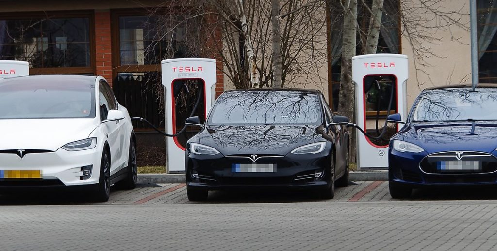 New Research Shows Electric Car Batteries Last Longer Than Expected