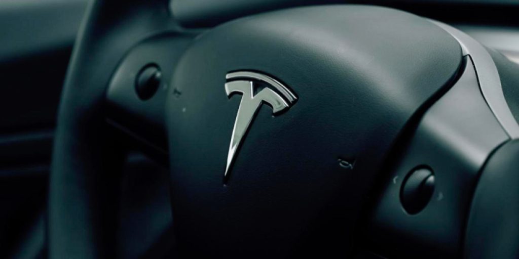 Tesla Cars Set on Fire in Italy, Musk Reacts